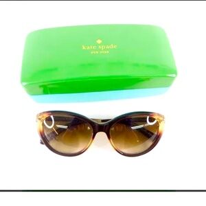 Kate Spade Johanna  Sunglasses with case new without tags